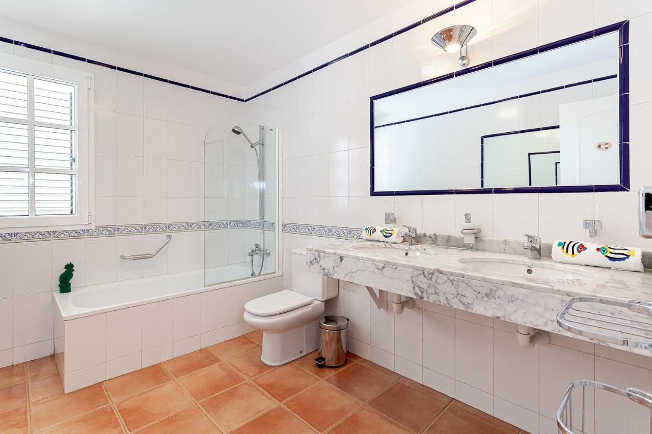 Villa Stunning With Breathtaking Ocean View Porto Rico